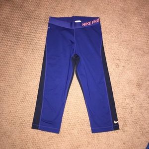 Nike Pro Capri Leggings